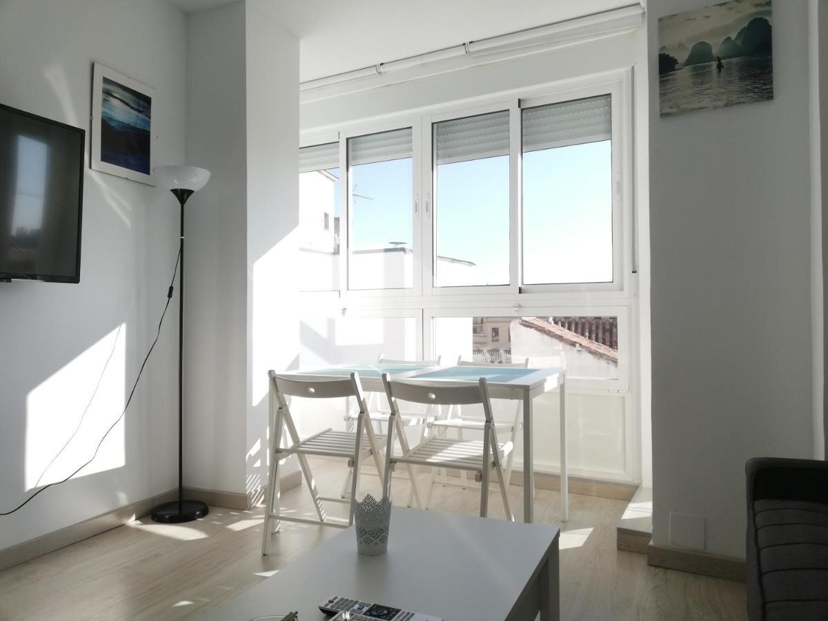 Apartamento Con Encanto 'Larios Street Ii' Apartment มาลากา ภายนอก รูปภาพ