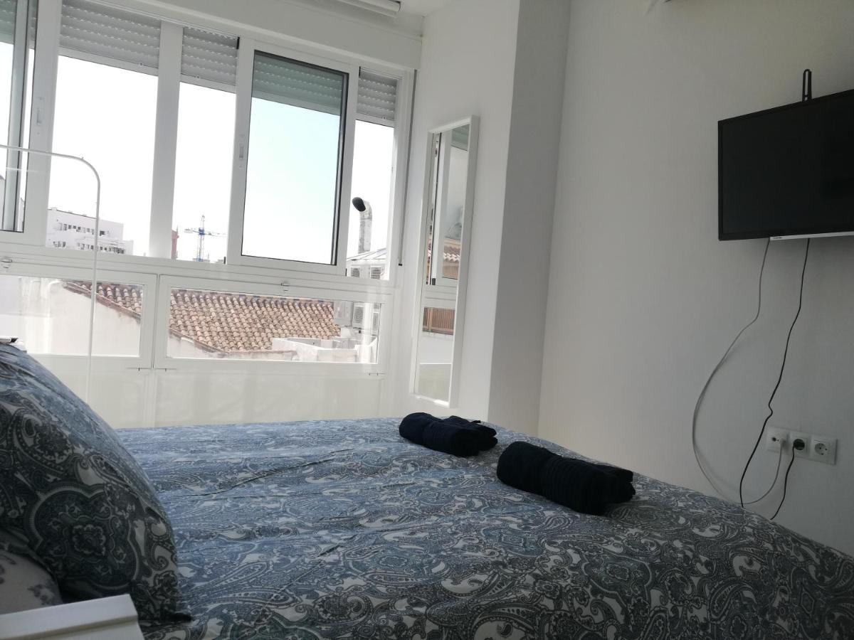 Apartamento Con Encanto 'Larios Street Ii' Apartment มาลากา ภายนอก รูปภาพ